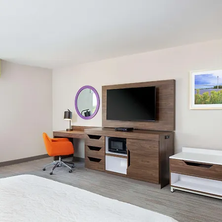 Newly Renovated Hampton Inn Omaha West Lakeside Exterior foto